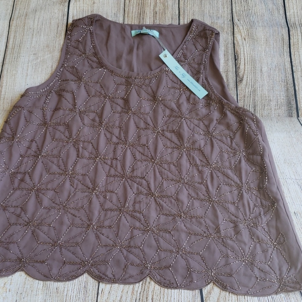 She + Sky Sleeveless Top